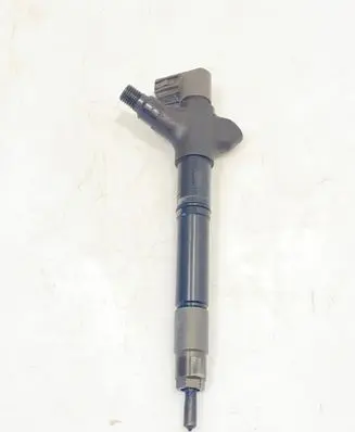 Toyota Auris 150 Fuel injector 236700R100