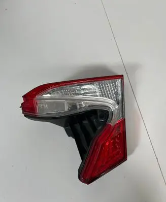 Toyota C-HR I Tailgate rear/tail lights 81580F4010