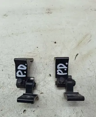 Front door hinge set