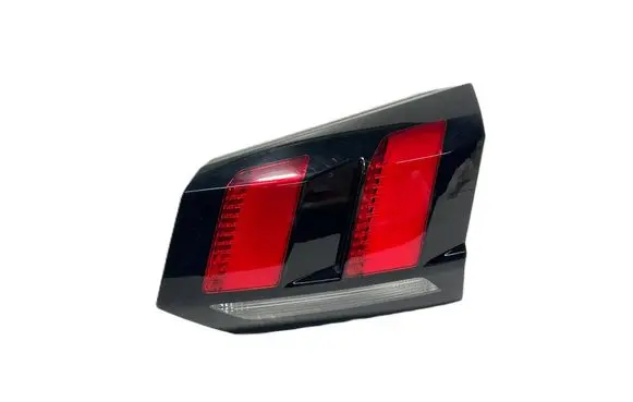 Peugeot 5008 II Tailgate rear/tail lights 9811027780 41556