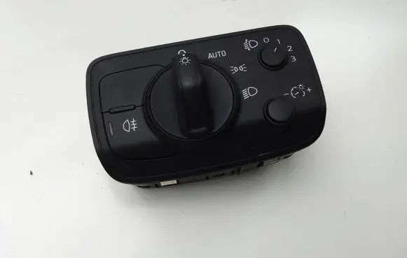 Audi Q2 - Light switch 8V0941531AM