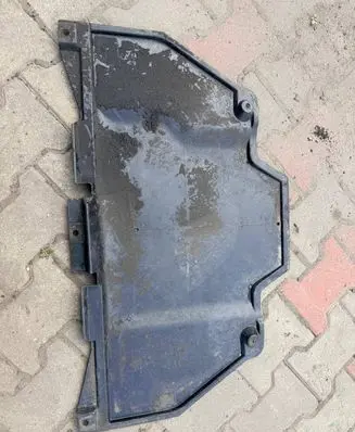 Audi A4 S4 B7 8E 8H Engine splash shield/under tray 8E0863824