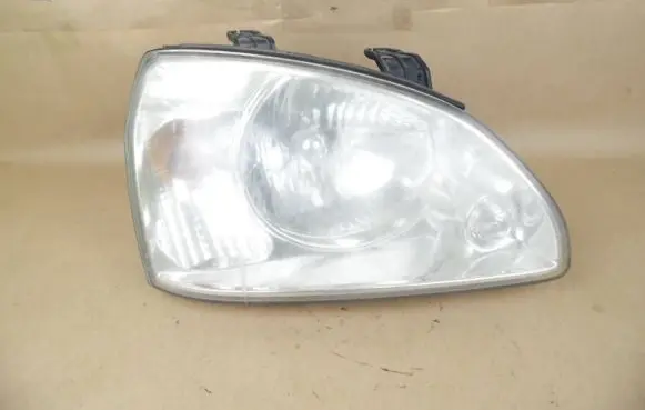 KIA Carens II Headlight/headlamp