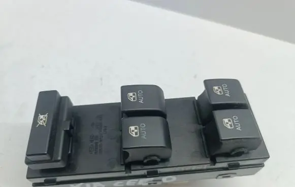 KIA Ceed Electric window control switch 3694901000 935701H120