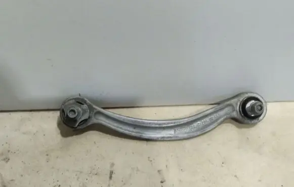 Mercedes-Benz C W205 Rear upper control arm/wishbone 20409