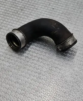 Mercedes-Benz C W203 Intercooler hose/pipe A2035282882 06W41 ZGS002197