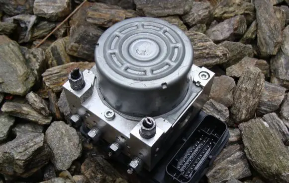 Peugeot 2008 II ABS Pump 9838074380 10.0917-3930.3 10062934951