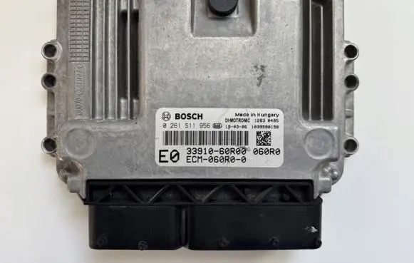 Suzuki SX4 S-Cross Engine control unit/module ECU 33910-60R00 0261S11956