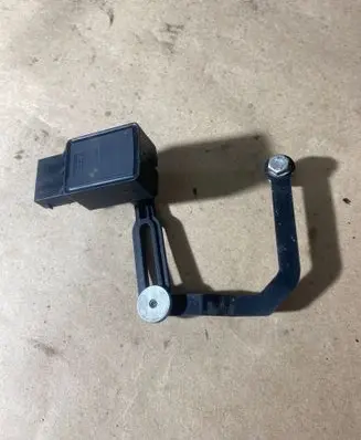 BMW 7 E65 E66 Headlight/headlamp level sensor 8268997 19803