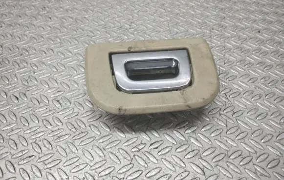 BMW 5 E60 E61 Tie down hook / loop 