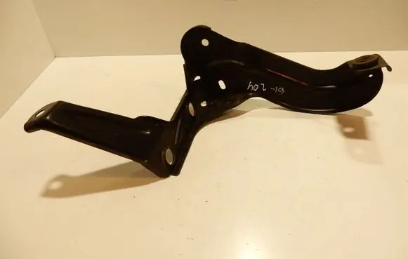 Audi A6 S6 C6 4F Intercooler pipe mounting bracket 4F0145813F 61204