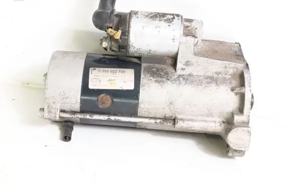 Mitsubishi Pajero Sport I Starter motor 0986022700 0986XL6319