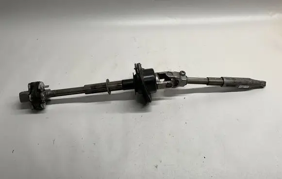 Ford Mustang VI Steering column universal joint GR3C3C662BD