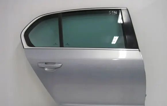 Skoda Rapid (120G, 130G, 135G) Door (2 Door Coupe) 