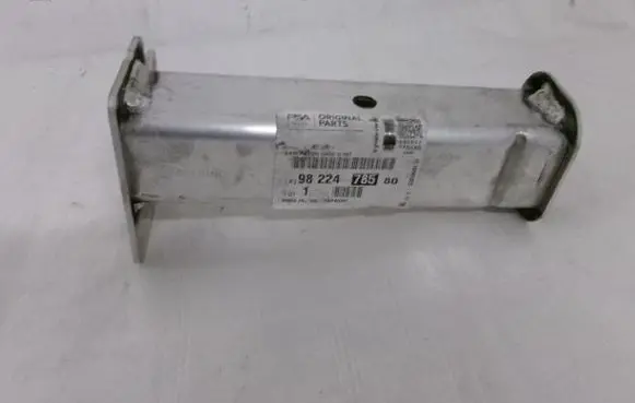 Peugeot 2008 II Front bumper foam support bar 9822478580
