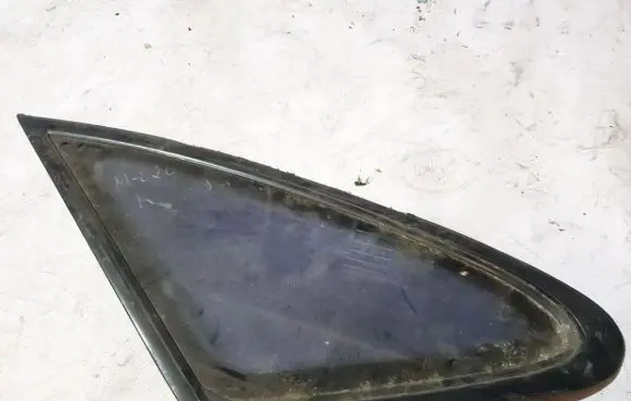 Mazda 626 Rear side window