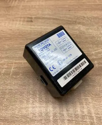 Toyota Corolla Verso AR10 Door control unit/module 897410F010 61B168000