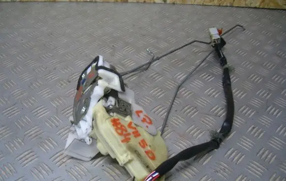 Honda Civic Front door lock
