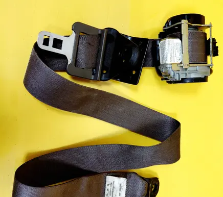 Chrysler PT Cruiser Front seatbelt 5202003-43K