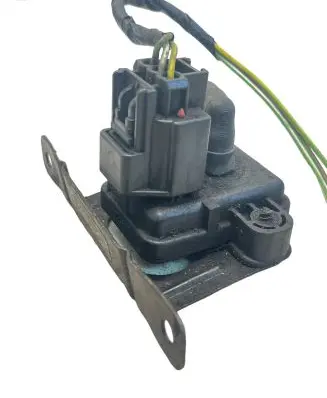 Ford Focus Turbo solenoid valve 98AB9F478BA