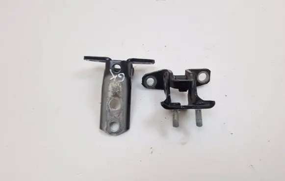 Mitsubishi Outlander Rear door hinge set 