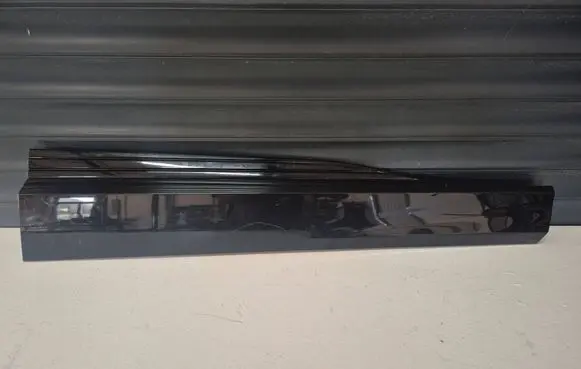 Audi e-tron Front door trim (molding) 4KE853960