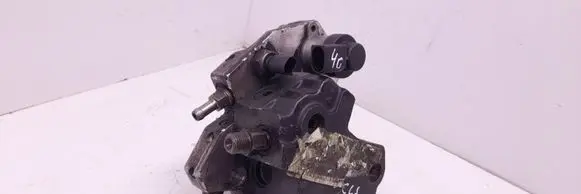 Mercedes-Benz CLS C219 Fuel injection high pressure pump A6420700501