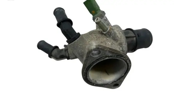 Suzuki SX4 Thermostat/thermostat housing 55203388