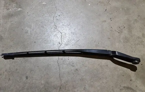 Audi Q7 4L Front wiper blade arm 4L1955407A