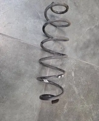 Peugeot 308 Rear coil spring 9144