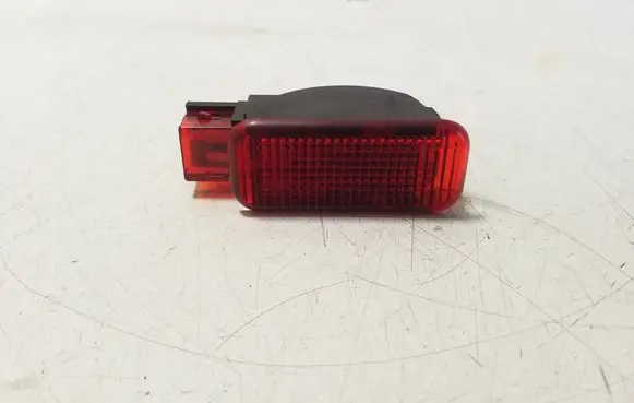 Audi Q3 8U Rear door interior light 6Y0947411