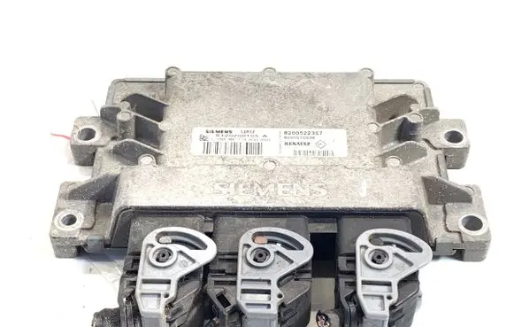 Renault Clio III Engine control unit/module ECU 8200522357