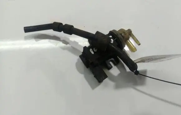 Skoda Superb B6 (3T) Turbo solenoid valve 1K0906627B