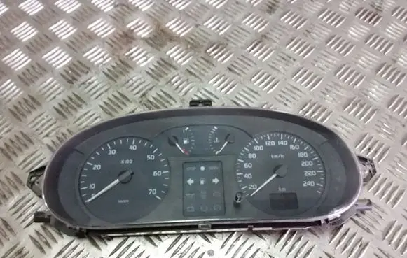 Renault Scenic I Speedometer (instrument cluster) P7700427901A