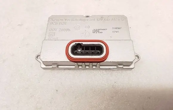 Mercedes-Benz E W211 Headlight ballast module Xenon 5DV00829000