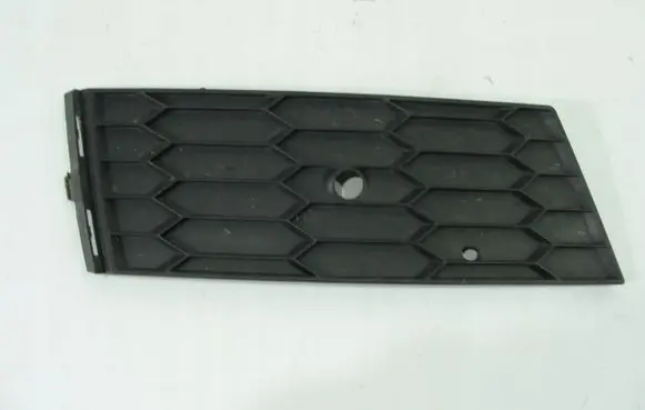Skoda Octavia Mk3 (5E) Front bumper lower grill 5E0807681H