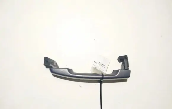 Nissan Qashqai+2 Front door exterior handle