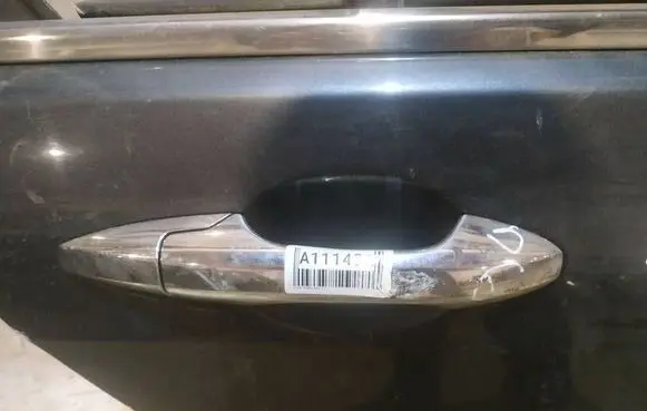 Honda Accord Front door exterior handle 