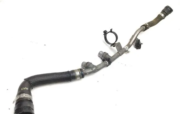 Engine coolant pipe/hose