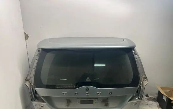 Volvo V70 Tailgate/trunk/boot lid