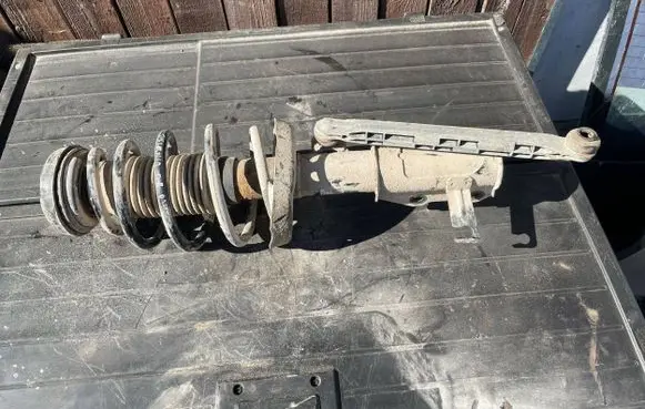 Opel Insignia A Front shock absorber/damper 13245967 13219124