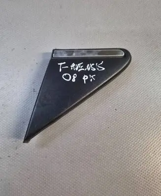 Toyota Avensis T250 Fender end trim