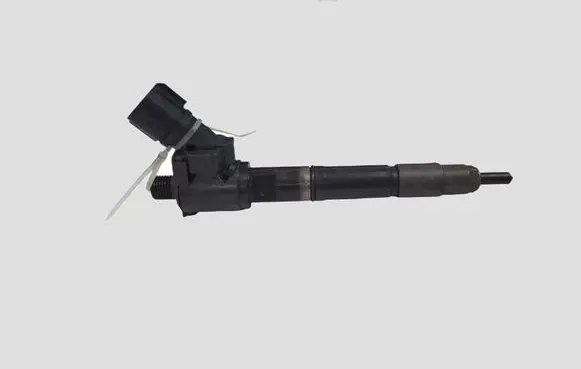 Volvo XC60 Fuel injector 31405404