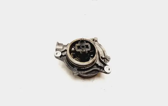 BMW 5 E60 E61 Vacuum pump 7791232