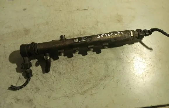 Opel Signum Fuel main line pipe 55200251