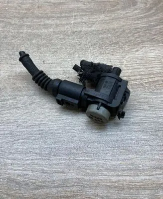 Seat Toledo II (1M) Turbo system vacuum part 1J0906283C