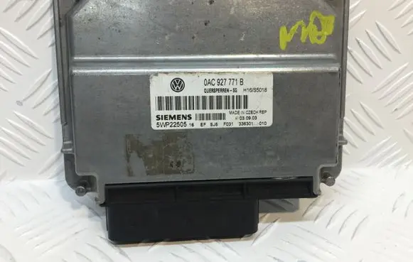 Volkswagen Touareg I Gearbox control unit/module 0AC927771B