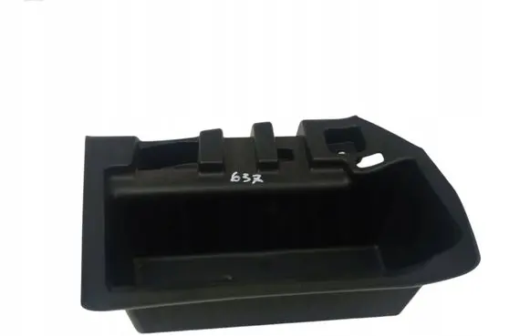 BMW 5 G30 G31 Glove box 7373580