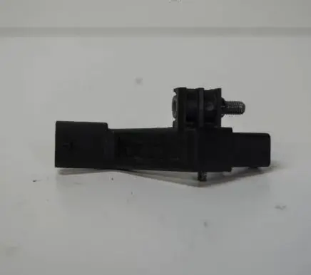 Volkswagen Jetta VII Crankshaft position sensor 04C906433E