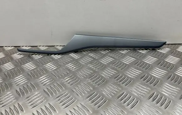 Ford Focus Front door trim bar JX7BA237B32E JX7BA237B32F JX7BA237B32H